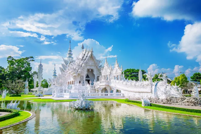 chiang rai famous white temple